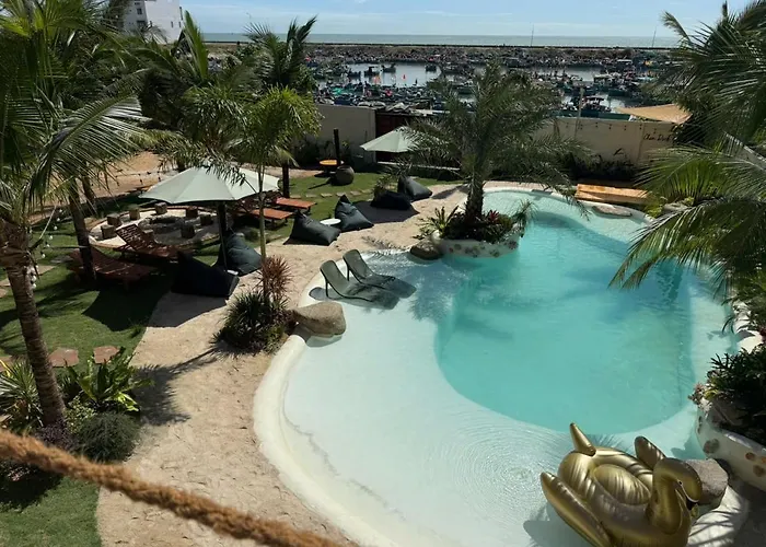 Chon's Dock & House Lease - Outdoor Pool & Chill Vibes * Phan Thiết