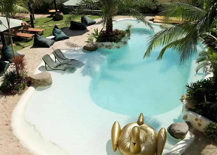 Chon's Dock & House Lease - Outdoor Pool & Chill Vibes * Phan Thiết