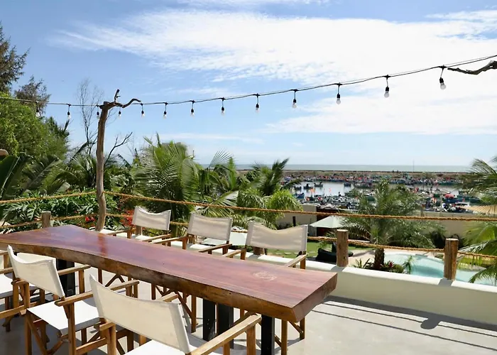 Chon's Dock & House Lease - Outdoor Pool & Chill Vibes * Phan Thiết